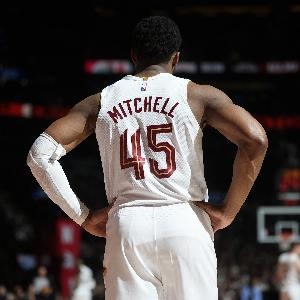 正负值-22最低！多诺万&middot;米切尔21中9拿23分5失误 罚球6中2